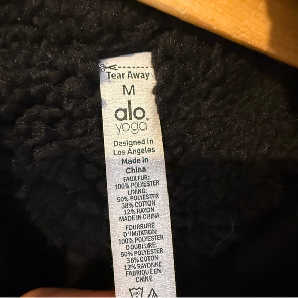 ALO Yoga Norte Black Faux Sherpa Jacket Coat Size Medium Revolve - Picture 14 of 14